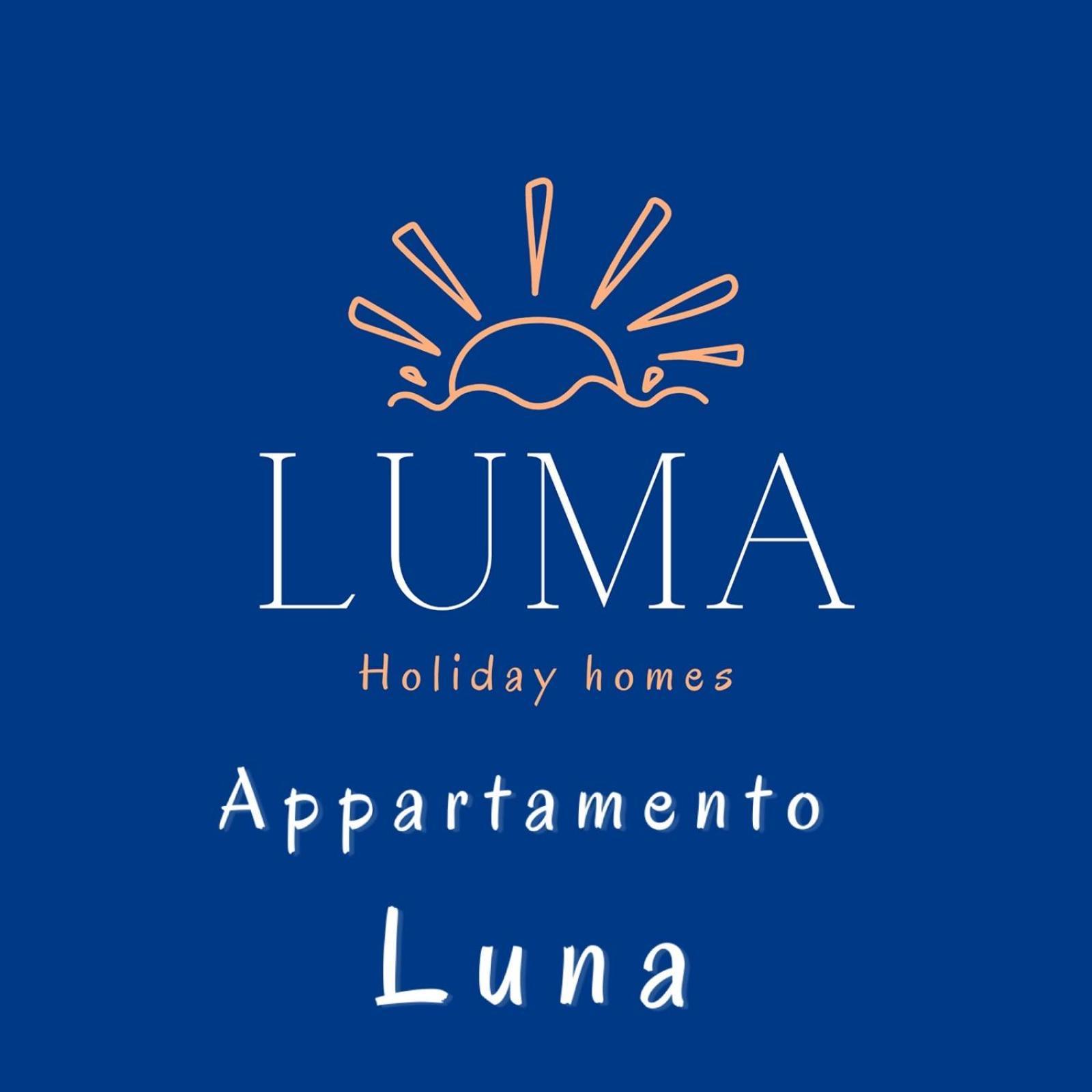 Luma Holiday Homes Mondragone Exterior photo